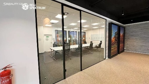 Pronájem kanceláře 497 m²