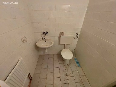Pronájem obchodního prostoru 140 m²