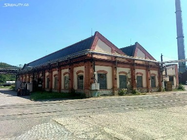 Pronájem výrobní haly, prostoru 942 m²
