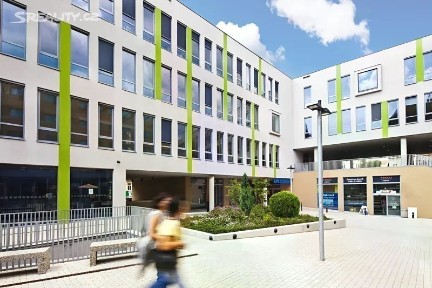 Pronájem kanceláře 405 m²