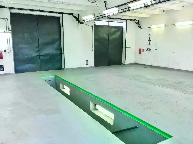 Pronájem obchodního prostoru 2887 m² Veselé