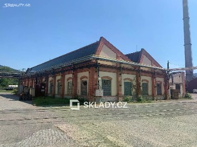 Pronájem skladového prostoru 942 m²