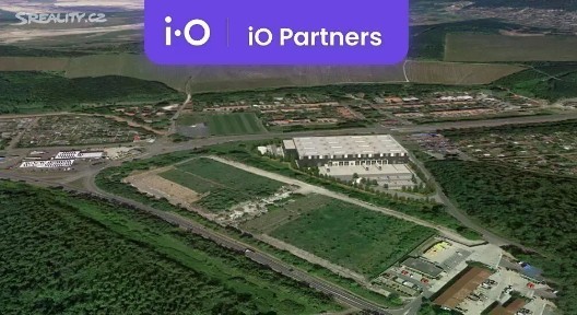 Pronájem skladového prostoru 9330 m²