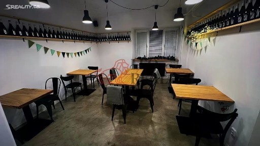 Pronájem obchodního prostoru 56 m²