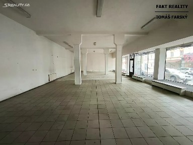 Pronájem obchodního prostoru 456 m²