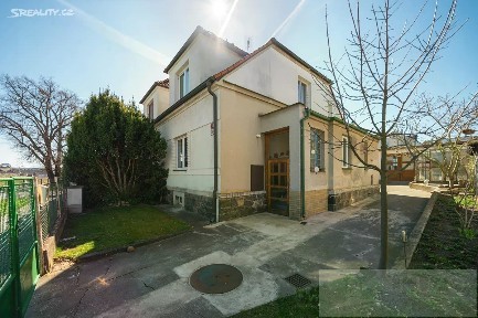 Prodej rodinného domu 177 m², pozemek 295 m²