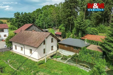 Prodej zemědělské usedlosti 203 m², pozemek 1307 m²