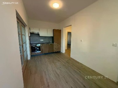 Pronájem bytu 3+1 77 m² Vrchlického, Liberec - Liberec XIV-Ruprechtice