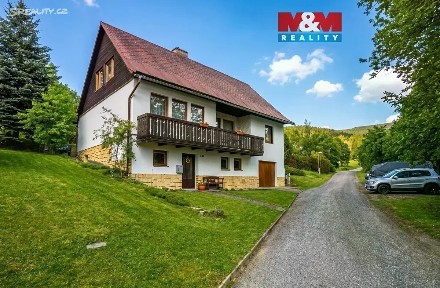 Prodej rodinného domu 212 m², pozemek 414 m²