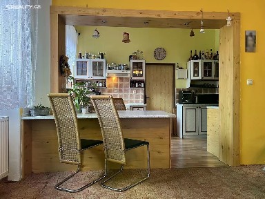 Prodej rodinného domu 552 m², pozemek 446 m²
