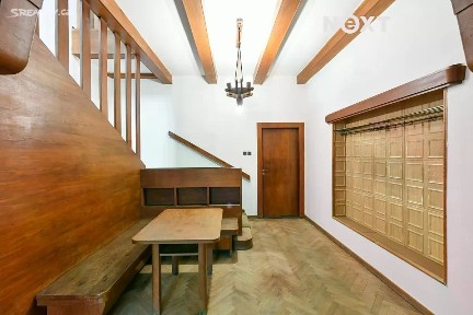 Prodej vily 320 m², pozemek 903 m²