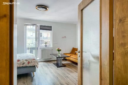 Prodej bytu 1+kk 39 m² Miroslava Hajna, Praha - Letňany