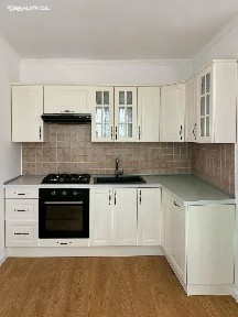 Pronájem bytu 3+1 85 m² Prosecká, Praha