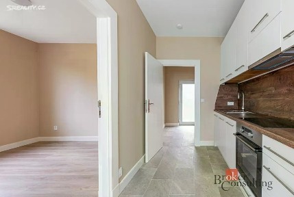 Pronájem bytu 2+kk 49 m² Vochov