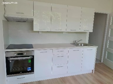 Pronájem bytu 2+kk 36 m² Nová, Ústí nad Labem - Střekov