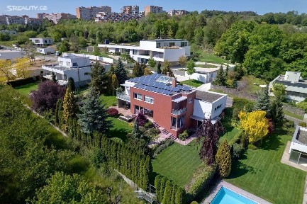 Prodej vily 479 m², pozemek 1503 m²