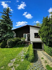 Prodej rodinného domu 203 m², pozemek 837 m²