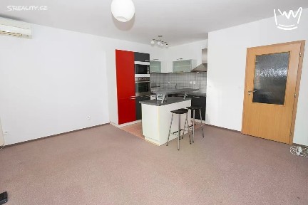 Prodej bytu 1+kk 37 m² Boloňská, Praha - Horní Měcholupy