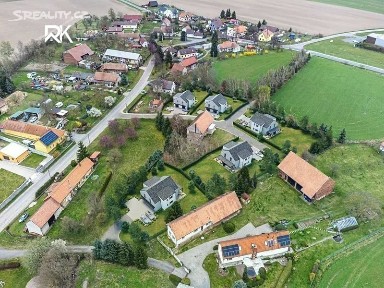 Pravy, Pardubice