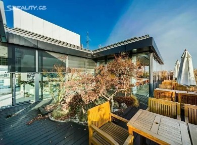 Pronájem kanceláře 848 m² Stroupežnického, Praha - Smíchov