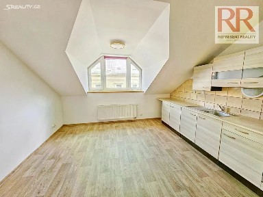 Pronájem bytu 2+kk 46 m² Skrétova, Plzeň - Jižní Předměstí