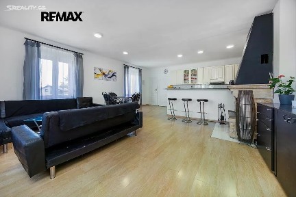 Prodej rodinného domu 246 m², pozemek 376 m² Možného, Praha - Ruzyně