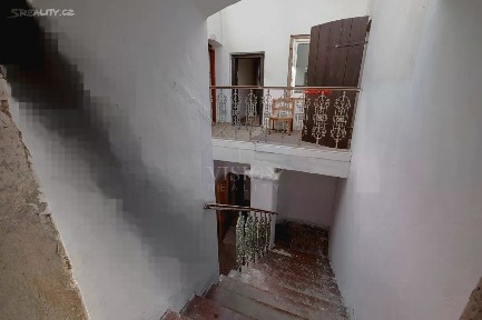 Prodej rodinného domu 421 m², pozemek 444 m²