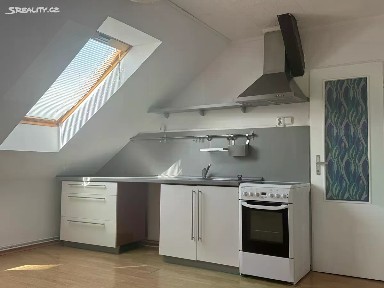 Pronájem bytu 1+kk 40 m² Blatenská, Chomutov