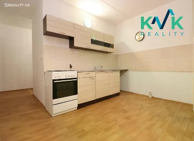 Prodej bytu 3+1 82 m² Konečná, Karlovy Vary - Rybáře