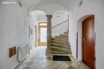 Prodej činžovního domu 438 m²