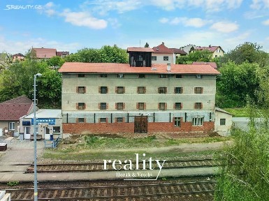 Prodej výrobní haly, prostoru 600 m²