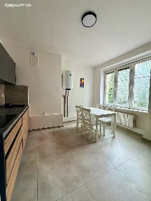Pronájem bytu 2+1 77 m² Hlavní, Aš