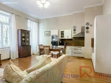 Pronájem bytu 3+kk 86 m² Zámecký vrch, Karlovy Vary