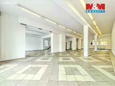 Pronájem obchodního prostoru 207 m²