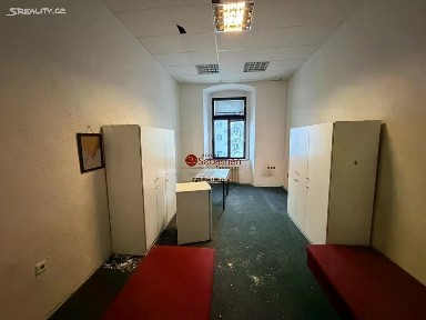 Pronájem výrobní haly, prostoru 20 m² Hlaváčova, Pardubice - Zelené Předměstí