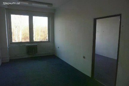 Pronájem kanceláře 18 m² Pardubice - Semtín