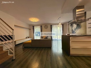 Pronájem rodinného domu 160 m², pozemek 240 m² Úbislavská, Praha - Písnice