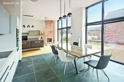 Pronájem vily 120 m², pozemek 800 m² Praha