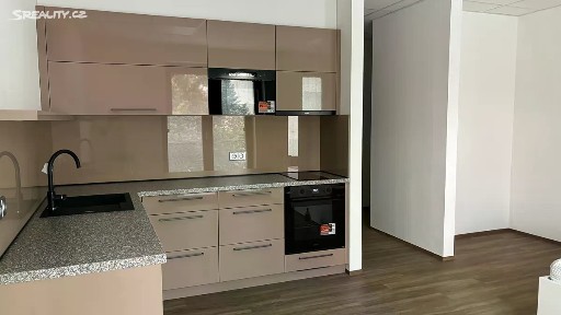 Pronájem bytu 1+kk 32 m² Melantrichova, Prostějov