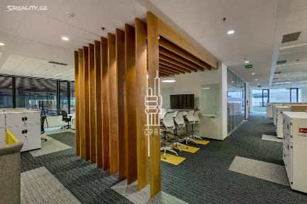 Pronájem kanceláře 1430 m² Za Brumlovkou, Praha - Michle