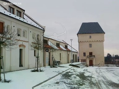 Prodej bytu 3+kk 84 m² Ke Tvrzi, Praha - Královice