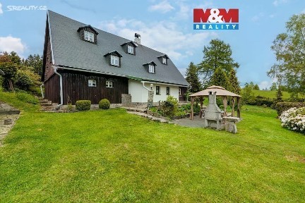 Prodej rodinného domu 250 m², pozemek 4516 m²