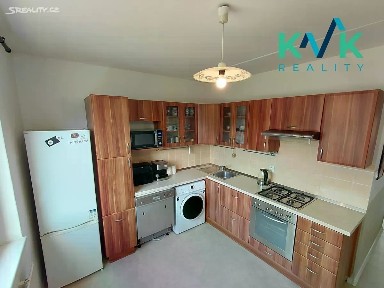 Prodej bytu 3+1 70 m² Sportovní, Loket