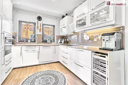 Prodej bytu 4+1 92 m²