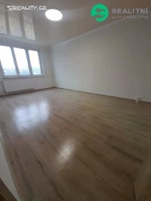 Prodej bytu 1+1 40 m² Mírová, Loket