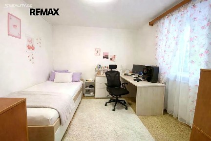 Prodej bytu 3+1 78 m² Luční, Ostrov