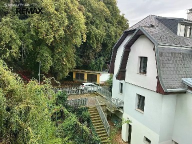 Prodej bytu 3+1 80 m² Vrázova, Karlovy Vary