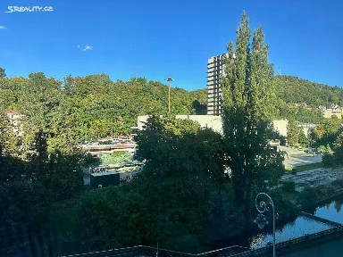 Prodej bytu 3+1 62 m² Zahradní, Karlovy Vary