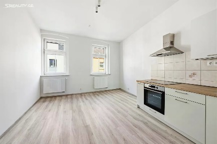 Pronájem bytu 1+1 34 m² Kollárova, Plzeň - Jižní Předměstí