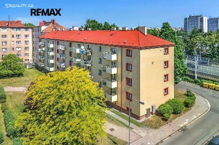 Prodej bytu 3+1 74 m² Okružní, Hradec Králové